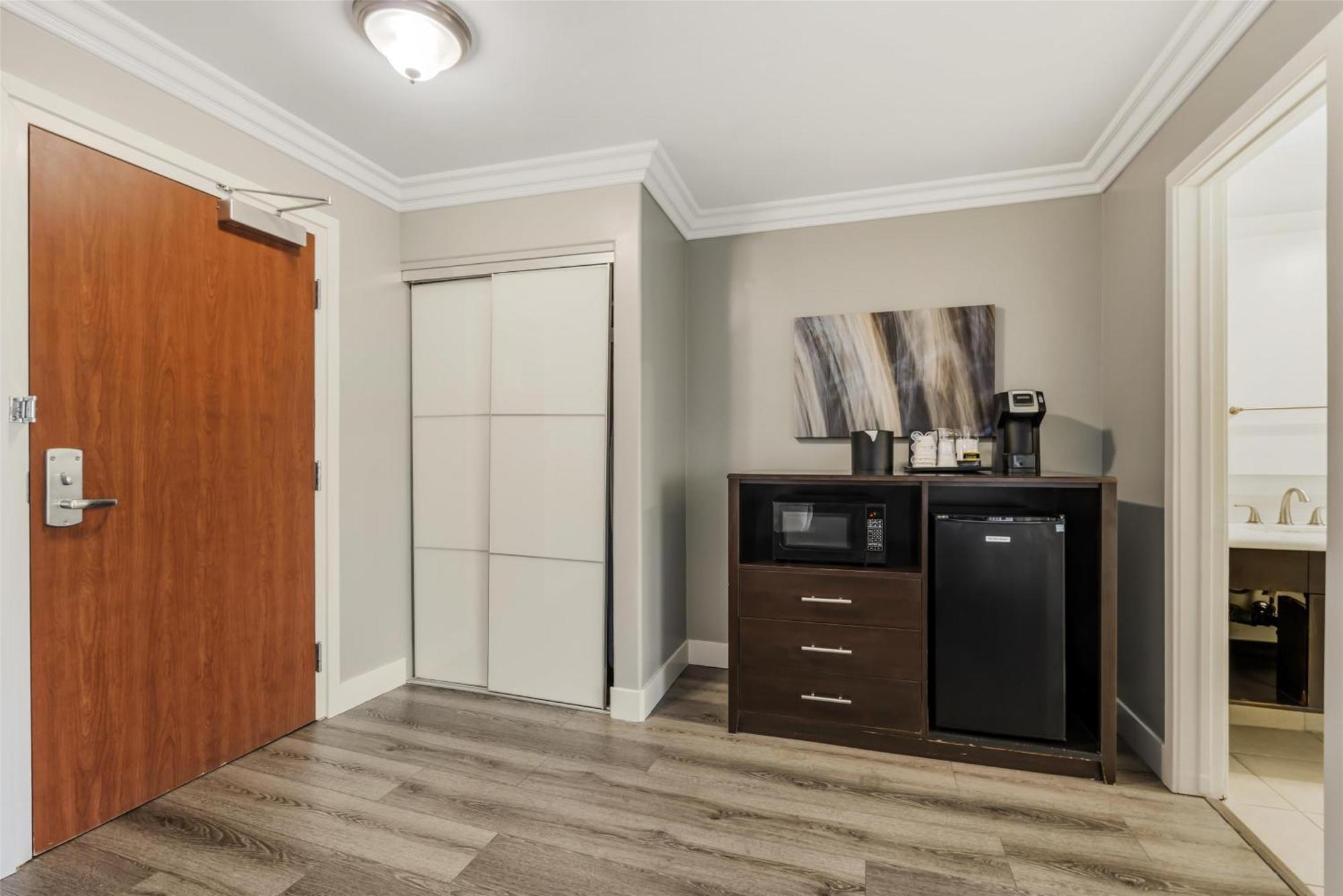 Best Western Plus La Mid-Town Hotel — Zdjęcia 2